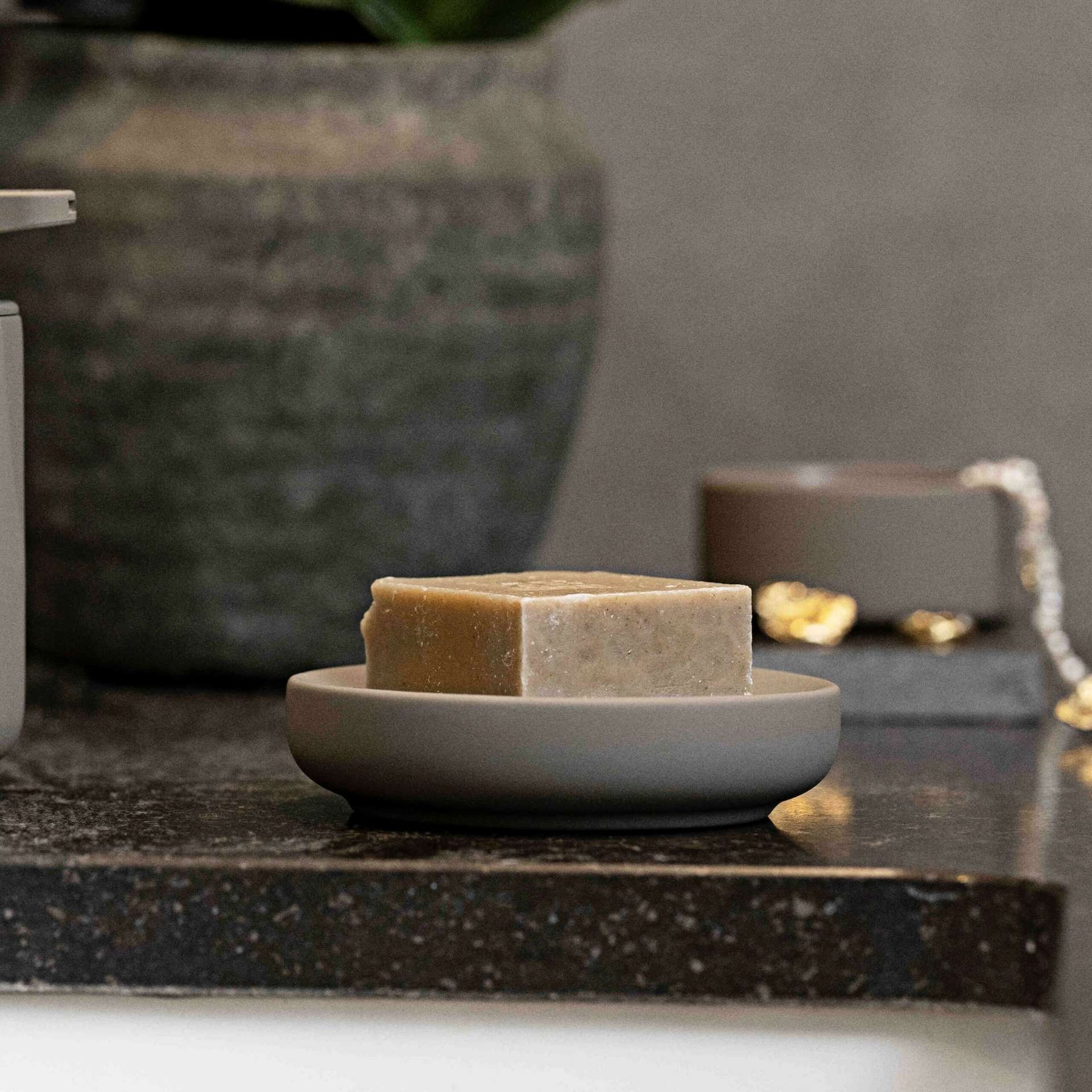 Immagine principale di Piattino Porta Sapone Ume Taupe | Zone Denmark