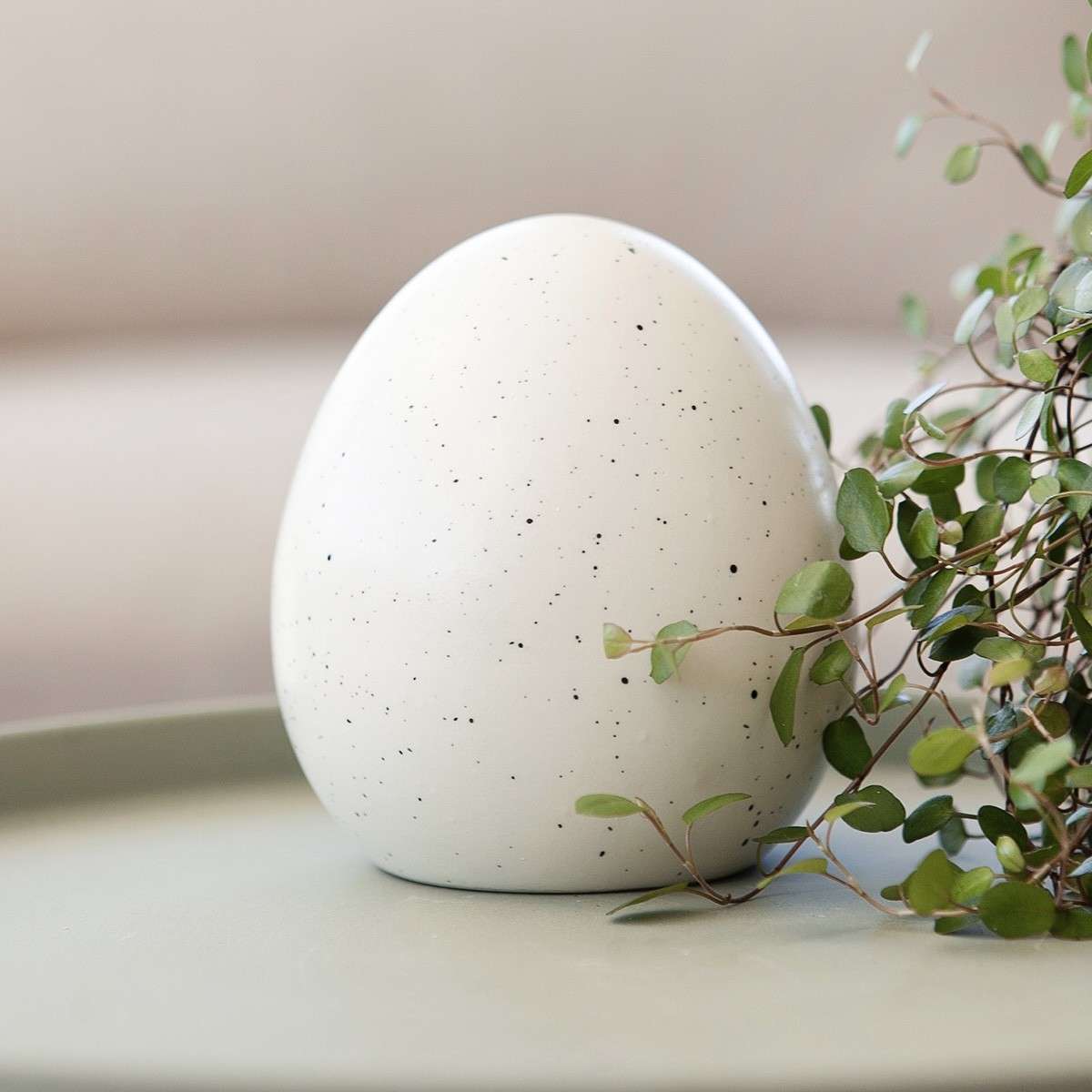 Immagine principale di Uovo Gufo in Ceramica opaca Bianca | Storefactory