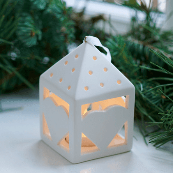 Immagine principale di Lanterna Casetta con Cuore Olina in Ceramica bianca | Sirius Shining Moments