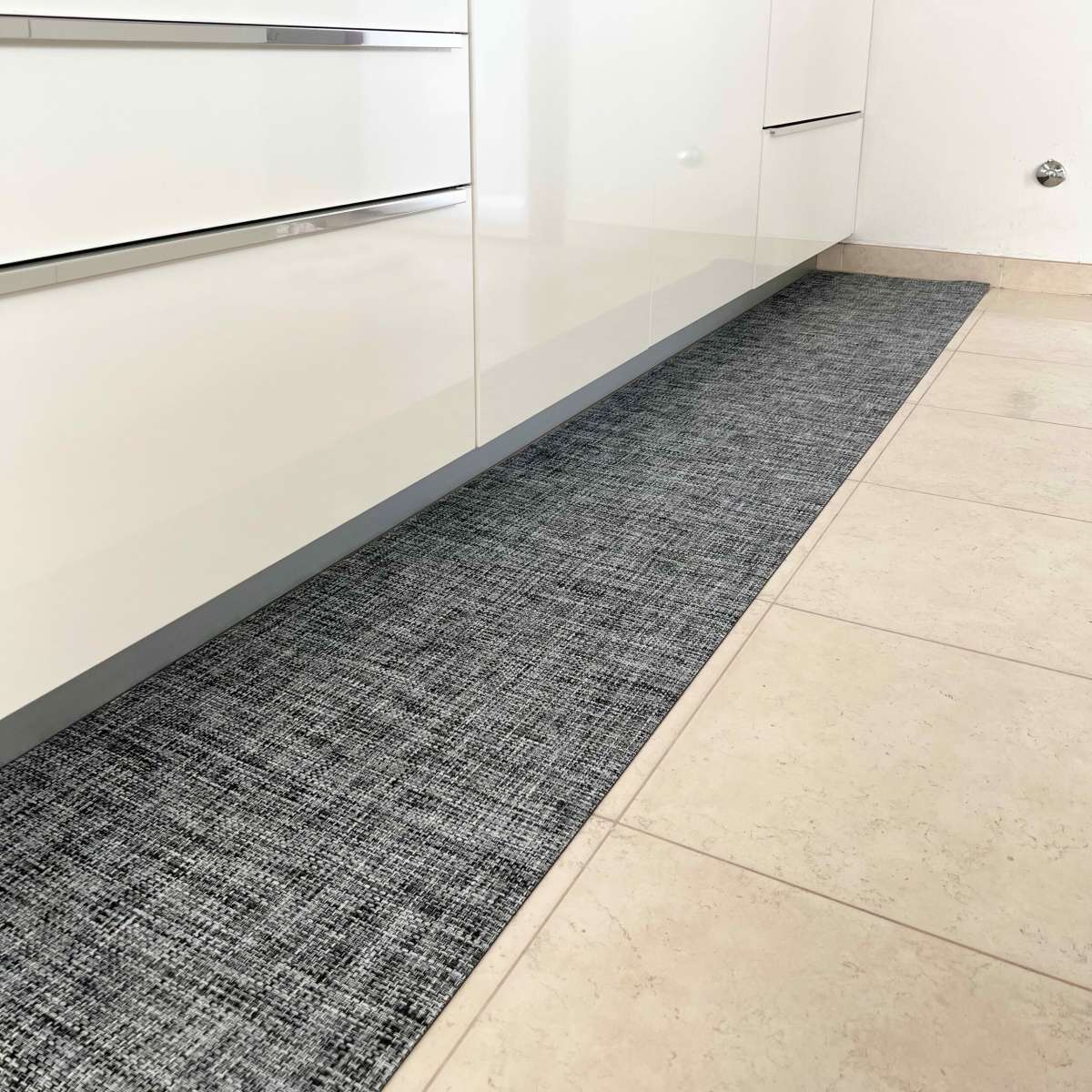 Immagine del prodotto Tappeto Cucina a metro Black and White in Pvc H 50 cm - scegli tu la misura | Pietro Zanetti Home