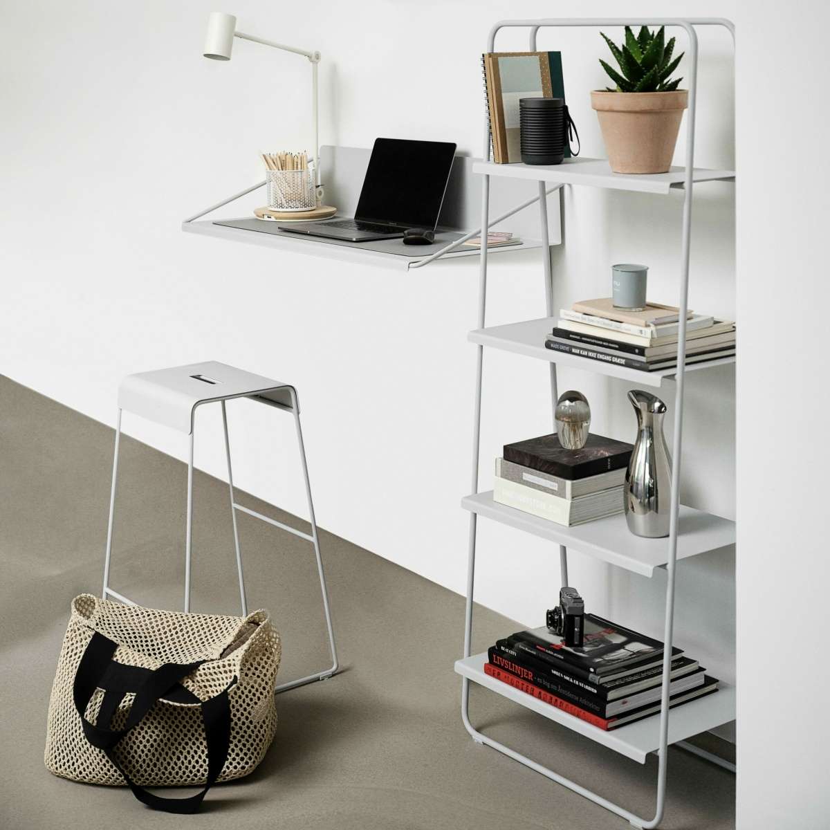 Immagine del prodotto Scaffale A-Bookshelf Soft Grey in Metallo | Zone Denmark