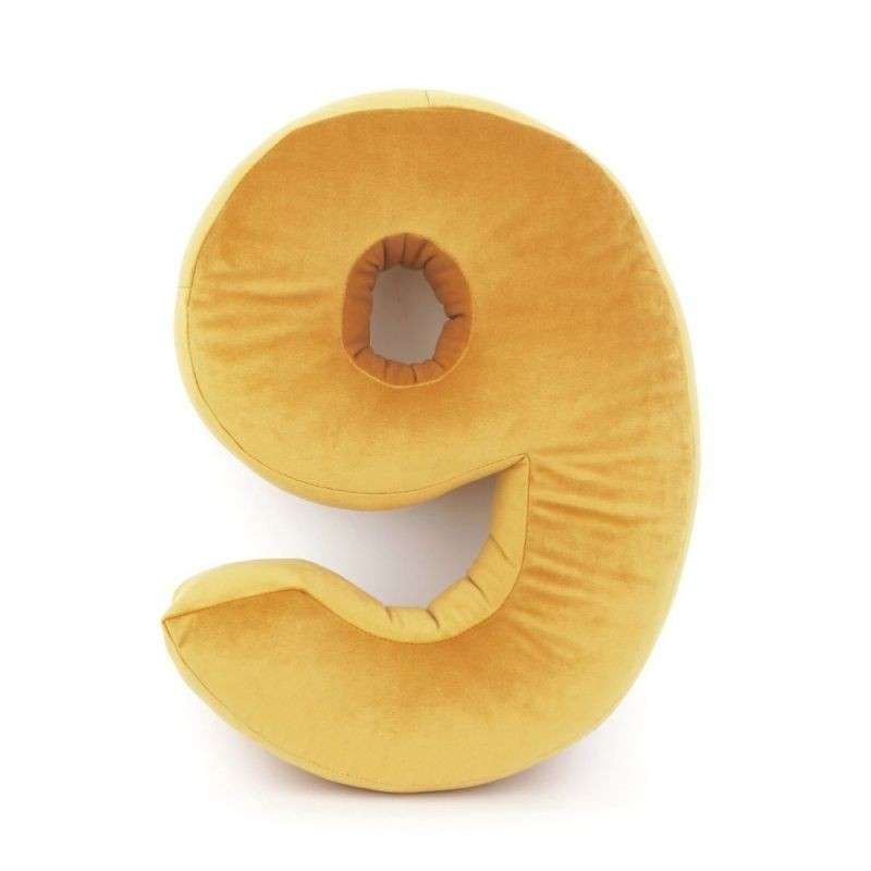 Immagine principale di Cuscino in Velluto Numero 9 - Disponibile in 3 Colori | Betty's Home
