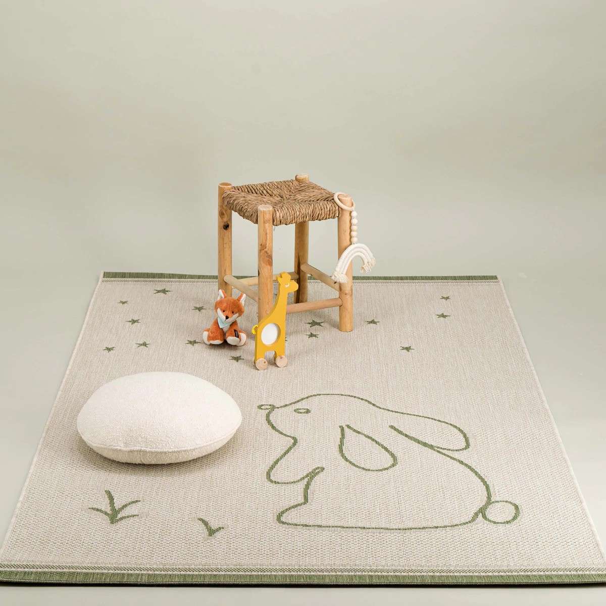 Immagine principale di Tappeto per bambini da esterno Piccolo Coniglio 120x170 cm | AFK Living