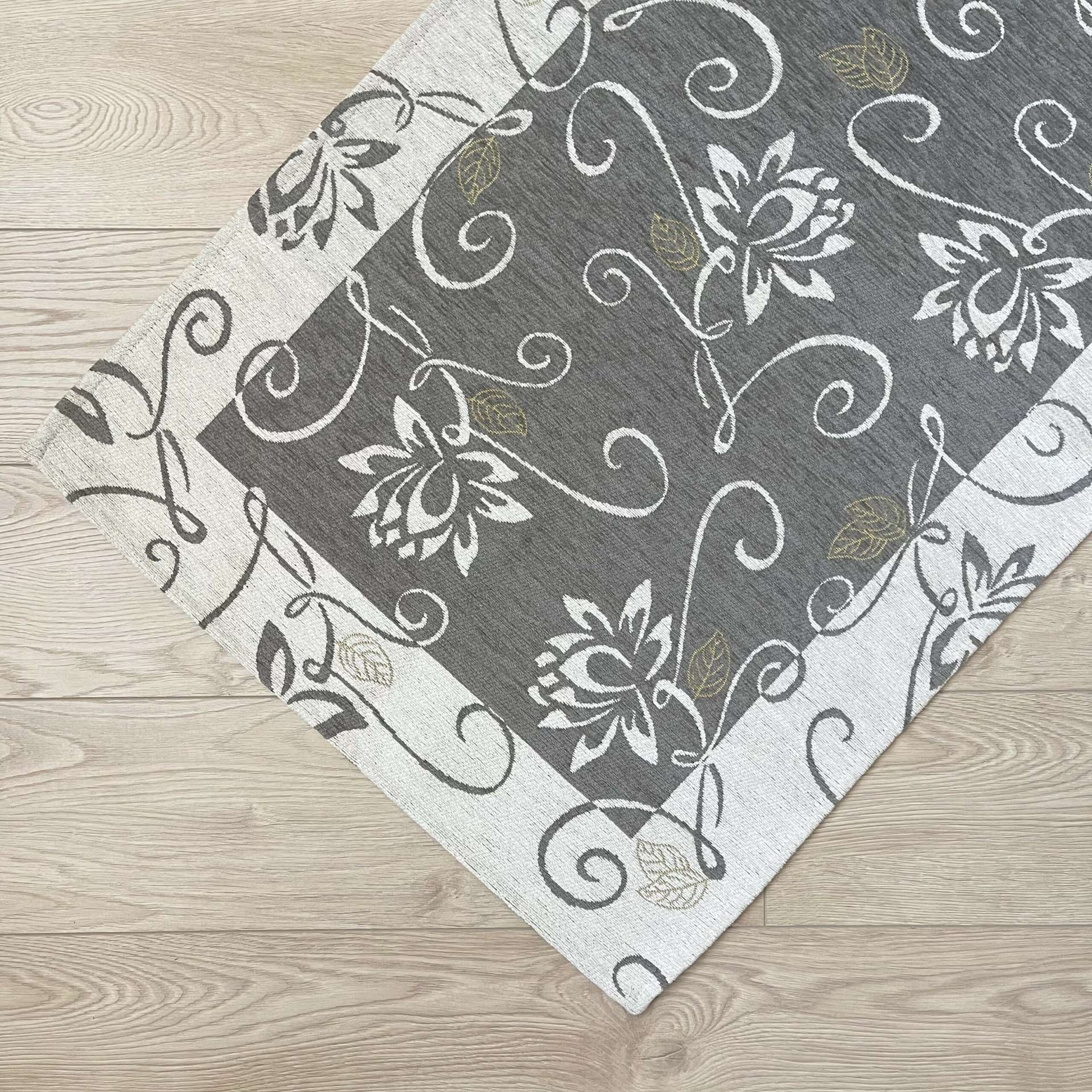 Immagine principale di Tappeto Ninfea Grigio Antiscivolo e Lavabile in Lavatrice | Pietro Zanetti Home