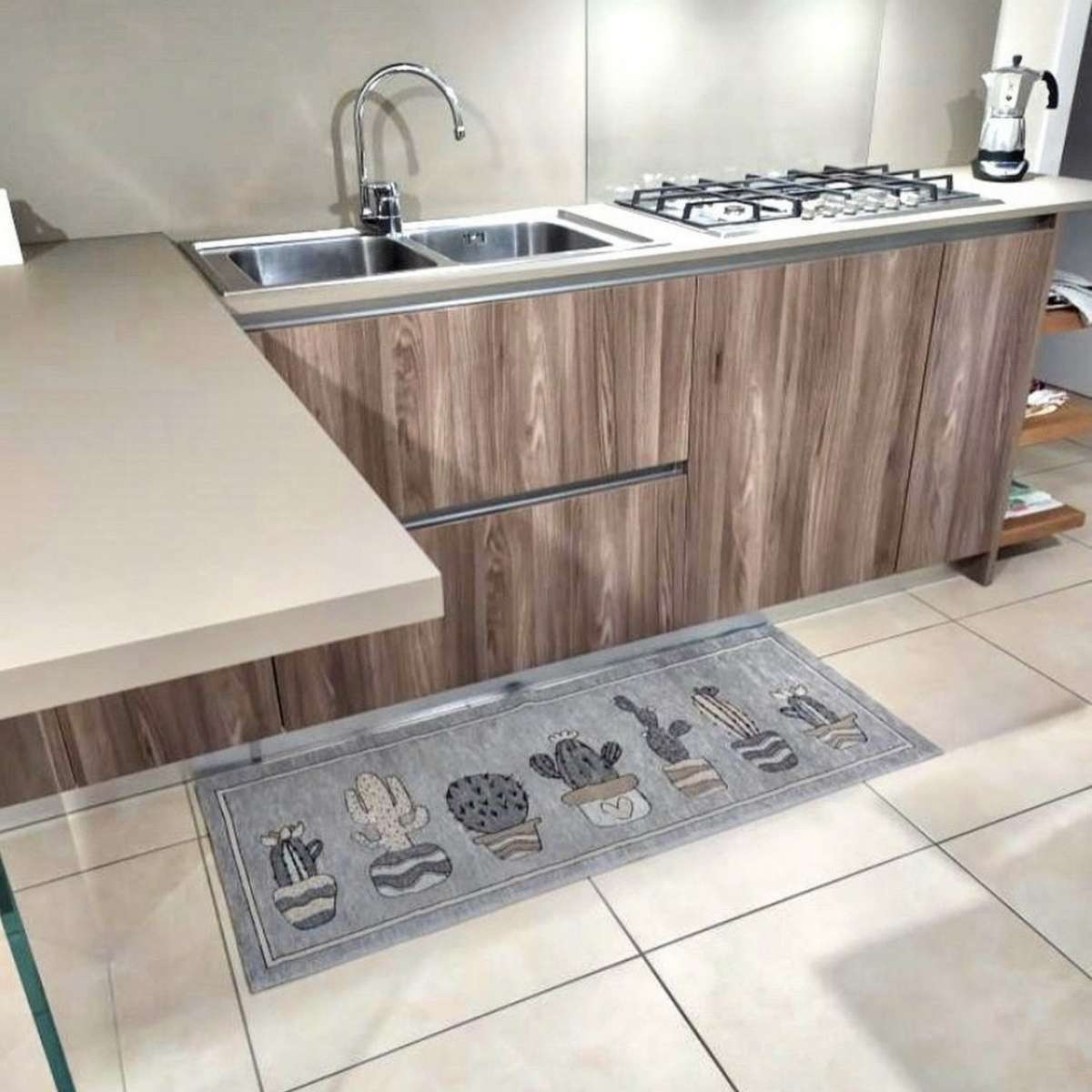 Immagine del prodotto Tappeto Cucina Cactus Grigio Antiscivolo e Lavabile in Lavatrice | Pietro Zanetti Home