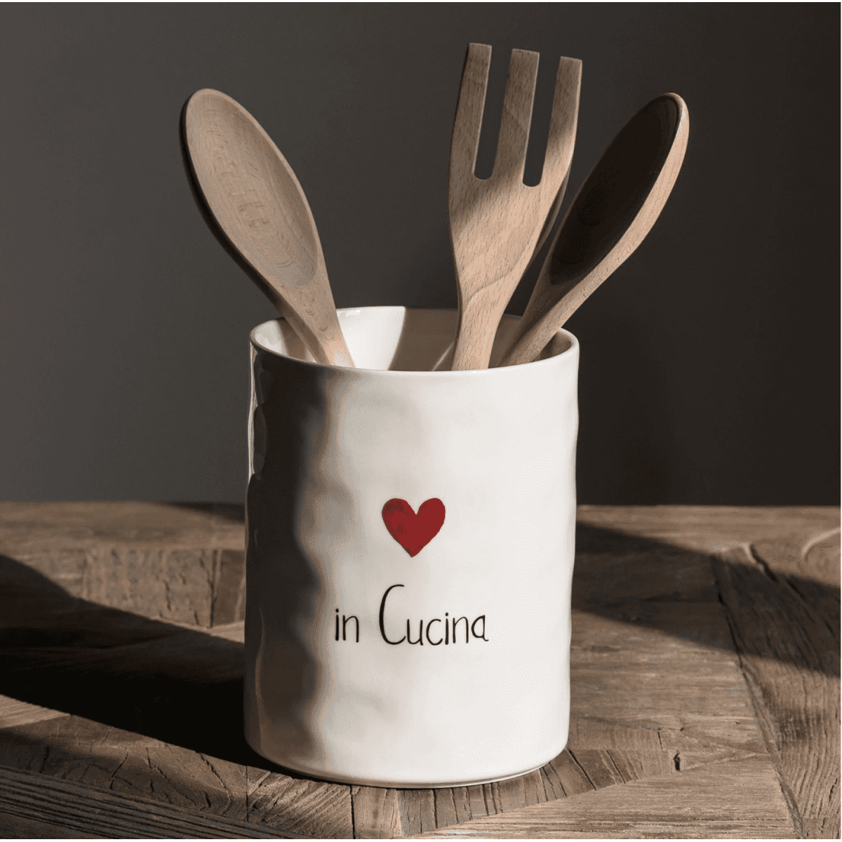 Immagine del prodotto Portamestoli in Ceramica In Cucina Cuore Rosso | Simple Day