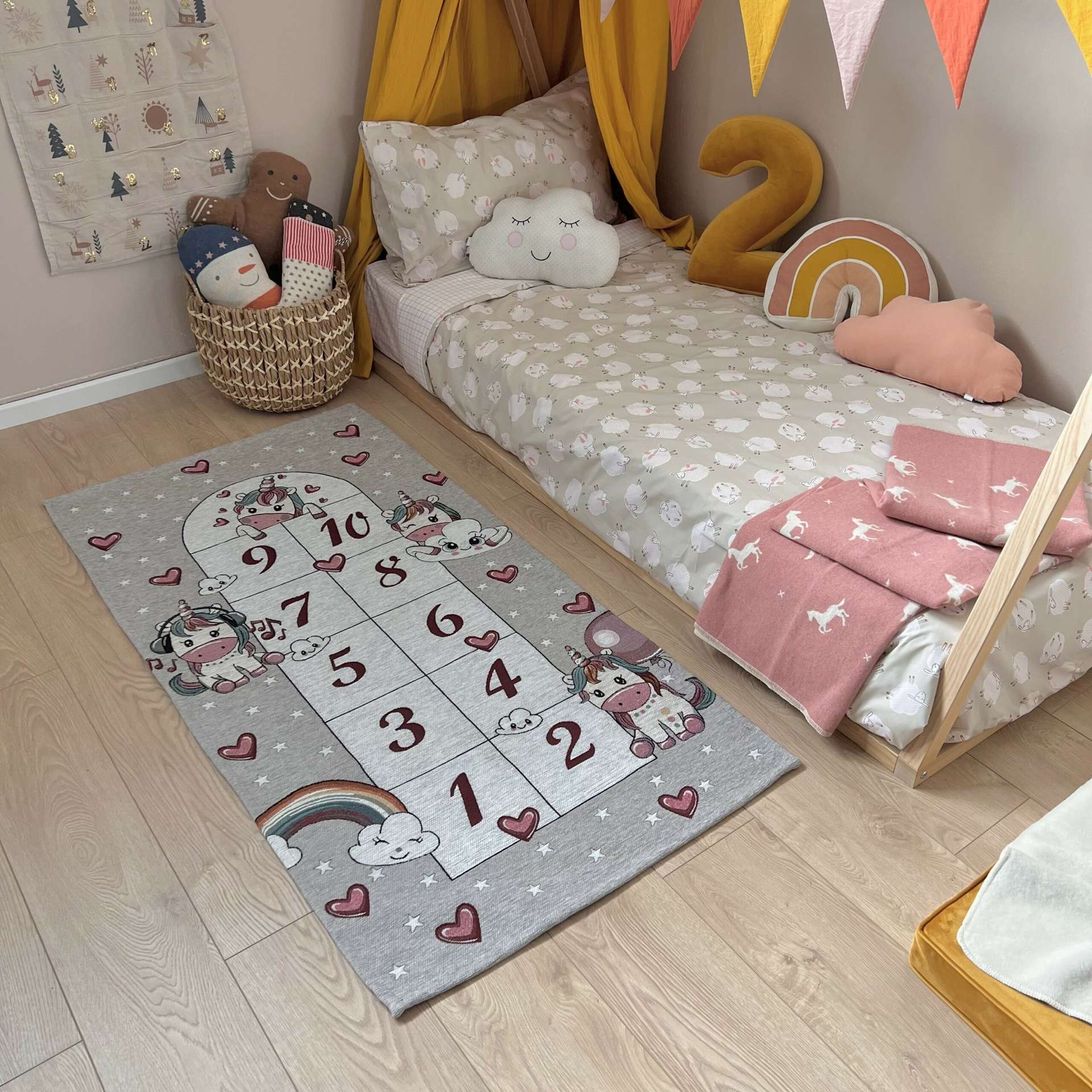 Immagine principale di Tappeto Unicorni 80x150 cm Antiscivolo e Lavabile in Lavatrice (3 colori | Pietro Zanetti Home