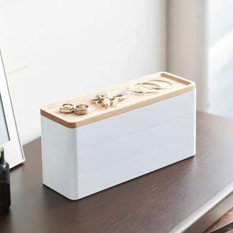 Immagine principale di Scatola Porta accessori Rettangolare 3 Livelli Bianca | Yamazaki