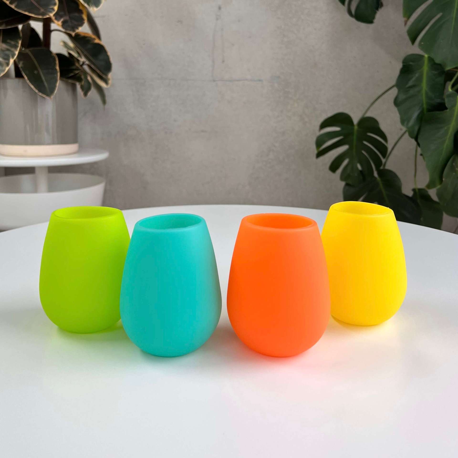 Immagine principale di Family Pack 4 Bicchieri Fegg Multicolor in Silicone | Pietro Zanetti Home