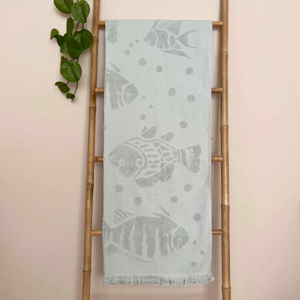 Immagine variante Grigio - Telo Mare Pesciolini con Frange 90x160cm in 100% Cotone (5 colori) | Pietro Zanetti Home