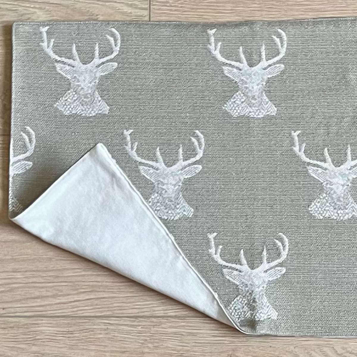 Immagine del prodotto Tovaglietta Americana in Cotone Monti con Cervi Jacquard (3 Colori) 35 | Pietro Zanetti Home