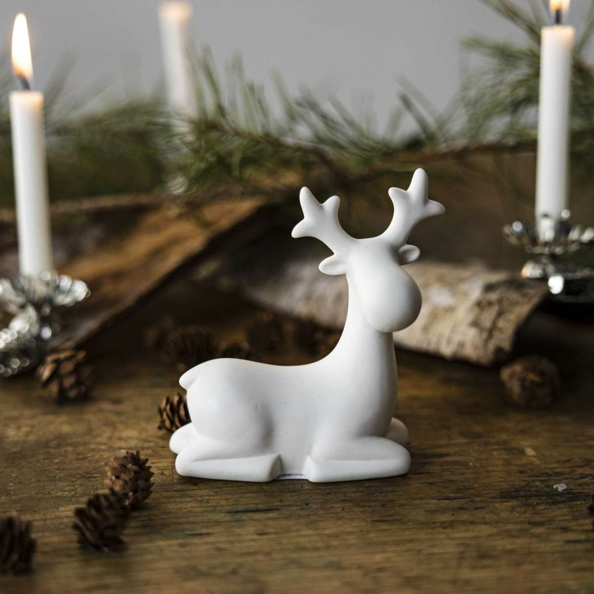 Immagine del prodotto Renna Sten Seduta Corna Fine in Ceramica opaca Bianca | Storefactory