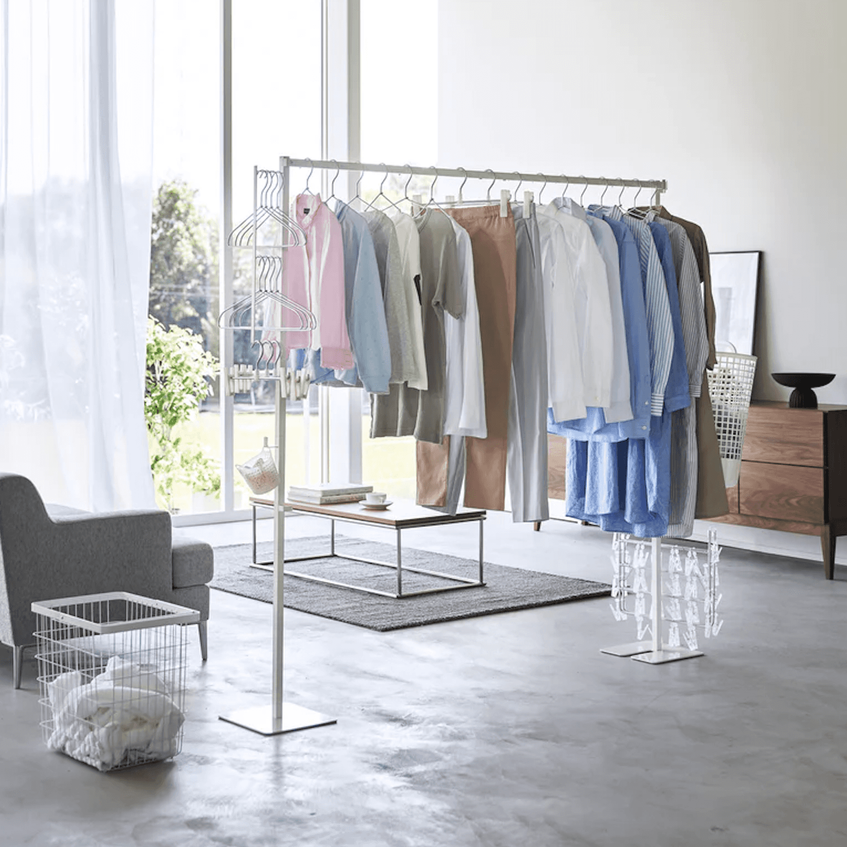 Immagine principale di Stendino da Interno Pieghevole Bianco | Yamazaki