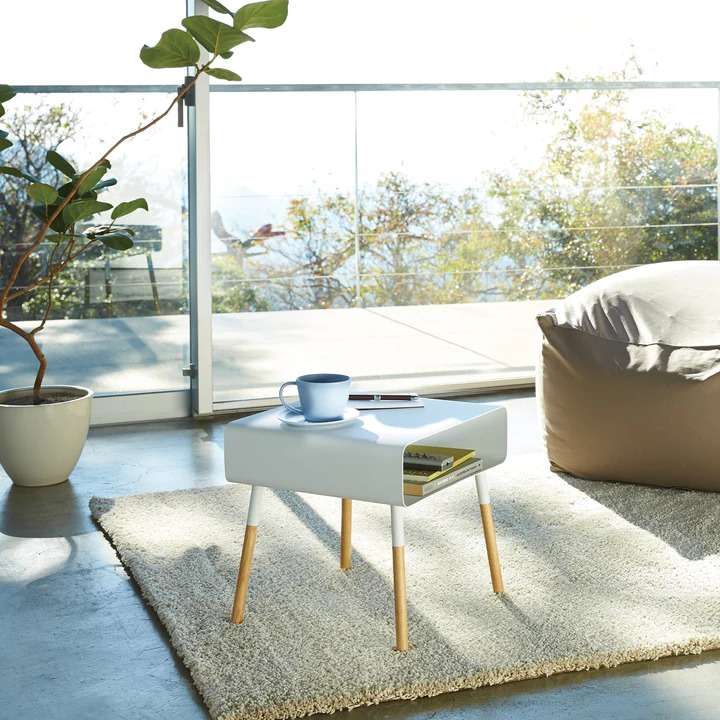 Immagine principale di Tavolino Basso in Metallo Bianco | Yamazaki