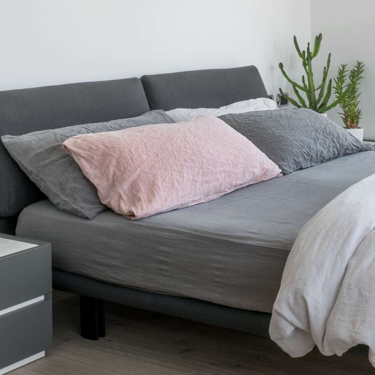 Immagine del prodotto Lenzuola Sotto con Angoli Matrimoniale Loft 49 in Lino No Stiro - 4 Colori | Cogal
