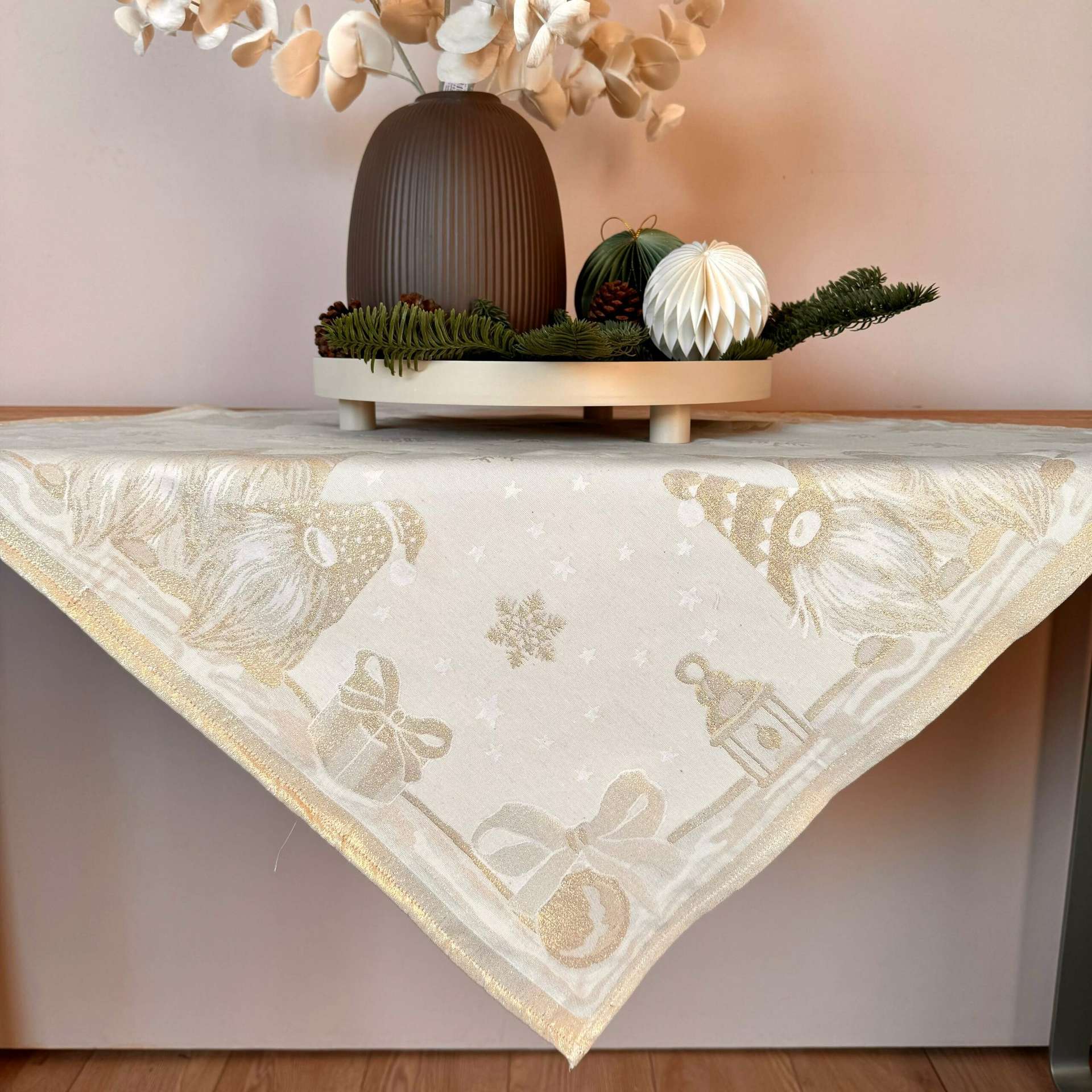 Immagine principale di Centrotavola Gobelin Lurex 85x85 cm | Pietro Zanetti Home