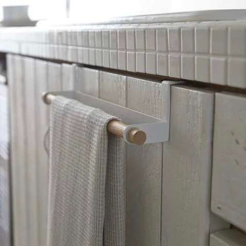 Immagine principale di Porta Strofinacci da Cucina Tosca in Metallo Bianco | Yamazaki