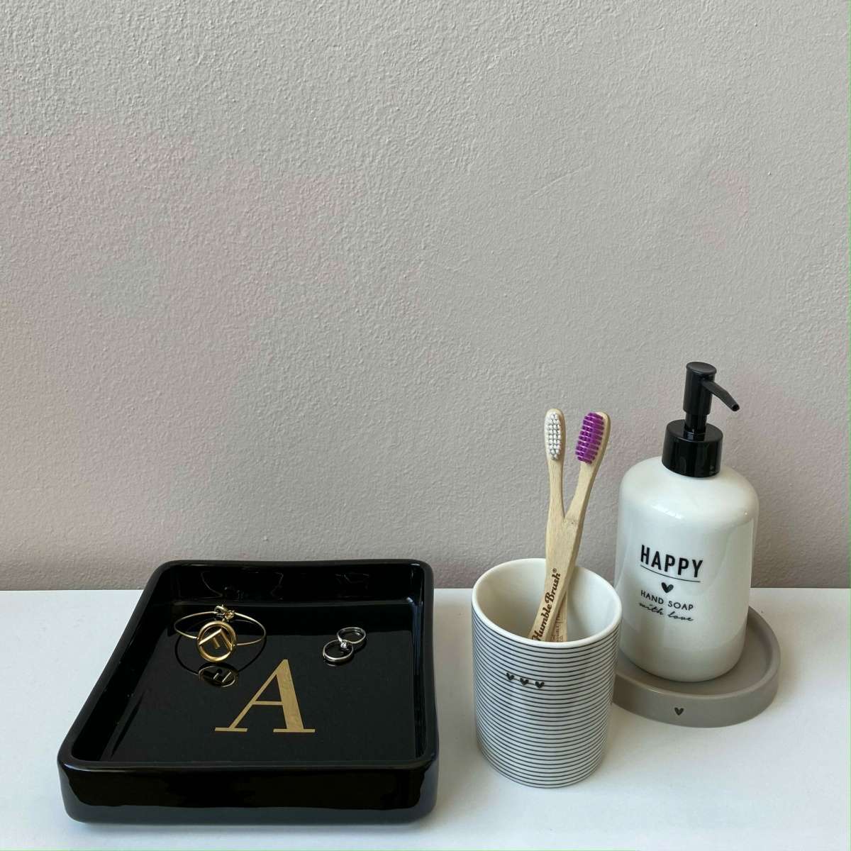 Immagine variante R - Svuotatasche Iniziale Oro (A-Z) in Ceramica Nero 17x17 cm | Fiorditerra