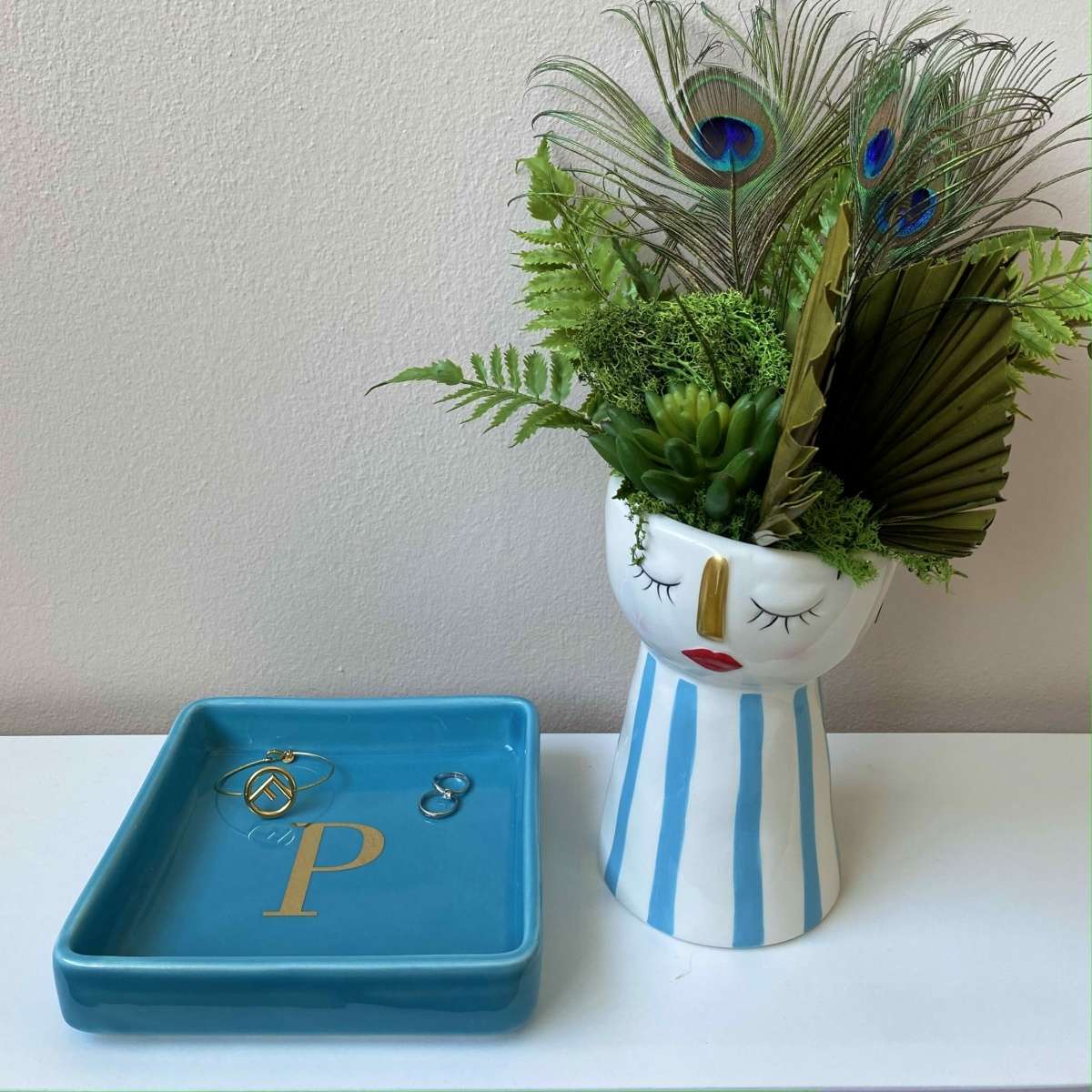 Immagine variante P - Svuotatasche Iniziale Oro (A-Z) in Ceramica Turchese 17x17 cm | Fiorditerra