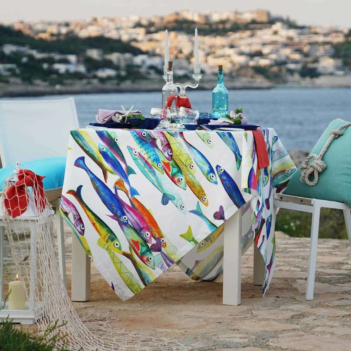 Immagine variante 170x270 cm - Tovaglia Rettangolare Poisson Bleu stampa digitale in 100% Cotone | Tessitura Toscana Telerie