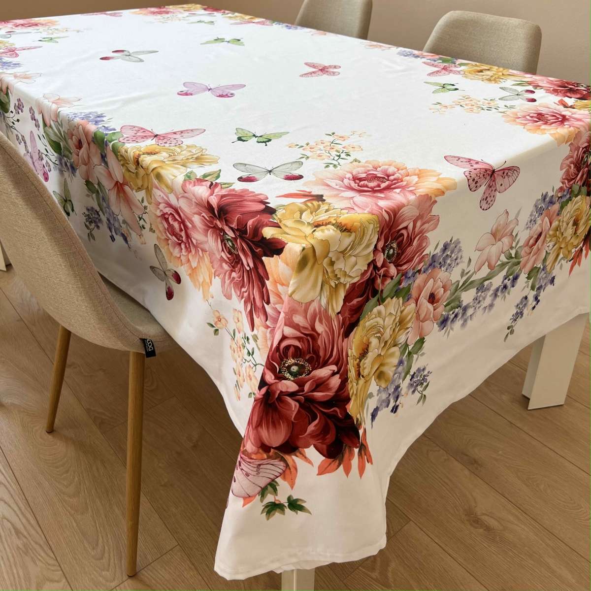 Immagine variante 150x180 cm - Tovaglia Rettangolare in Cotone Stampa Digitale Farfalle e Peonie | Pietro Zanetti Home