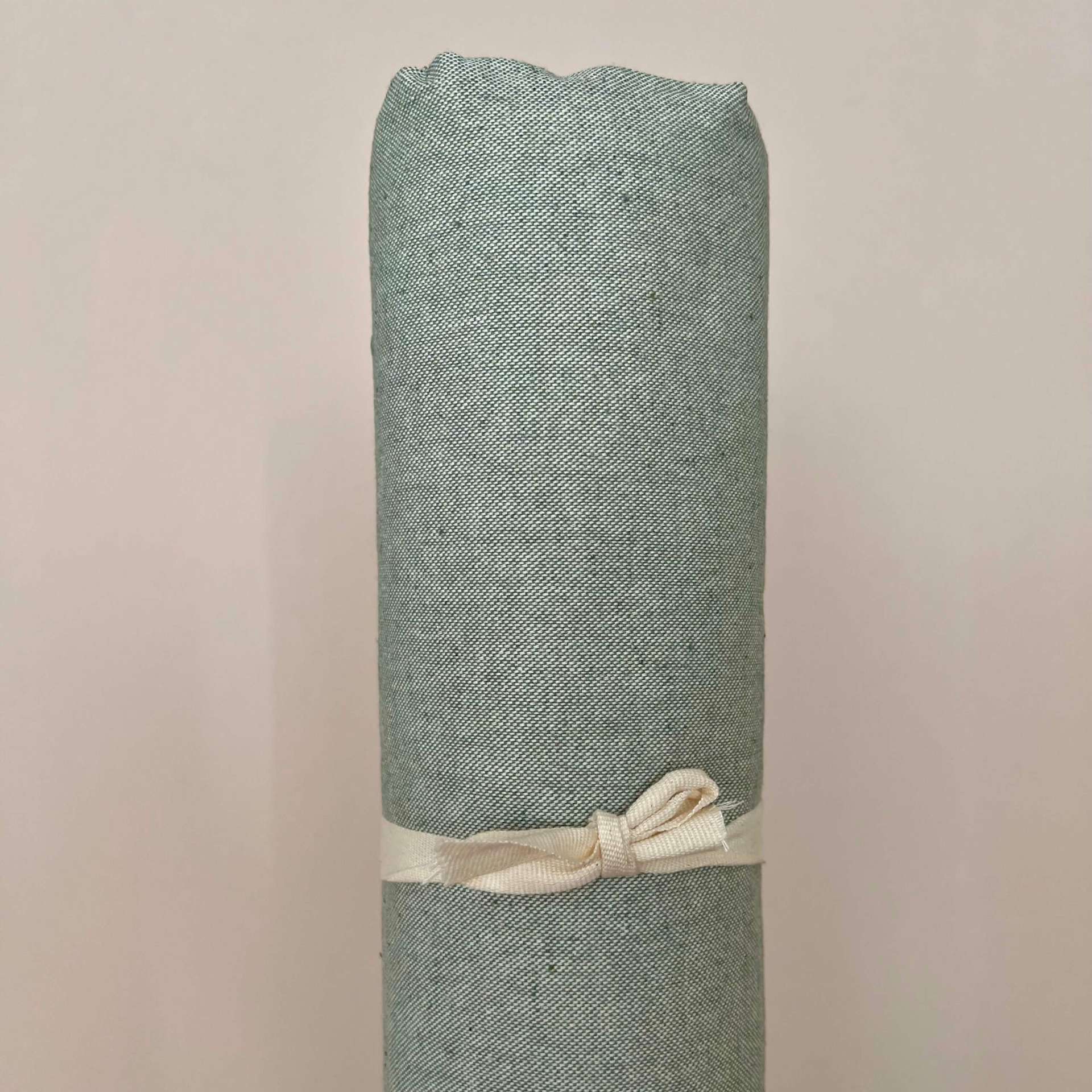 Immagine principale di Copridivano - Copritutto Tinta Unita Easy Verde in cotone (2 misure) | Pietro Zanetti Home
