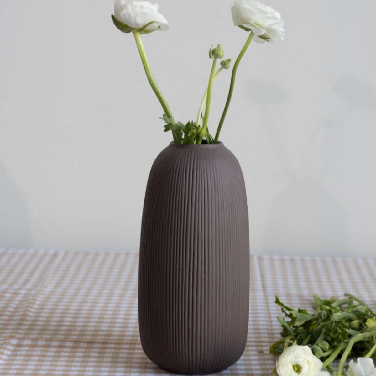 Immagine variante S - Vaso Aby Marrone in Ceramica opaca - 3 Misure | Storefactory