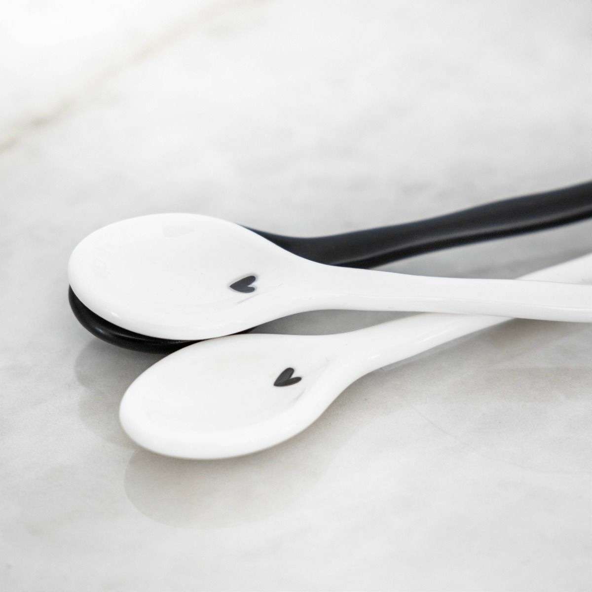 Immagine del prodotto Cucchiaino Espresso Bianco in Ceramica Opaca 14 cm | Bastion Collections