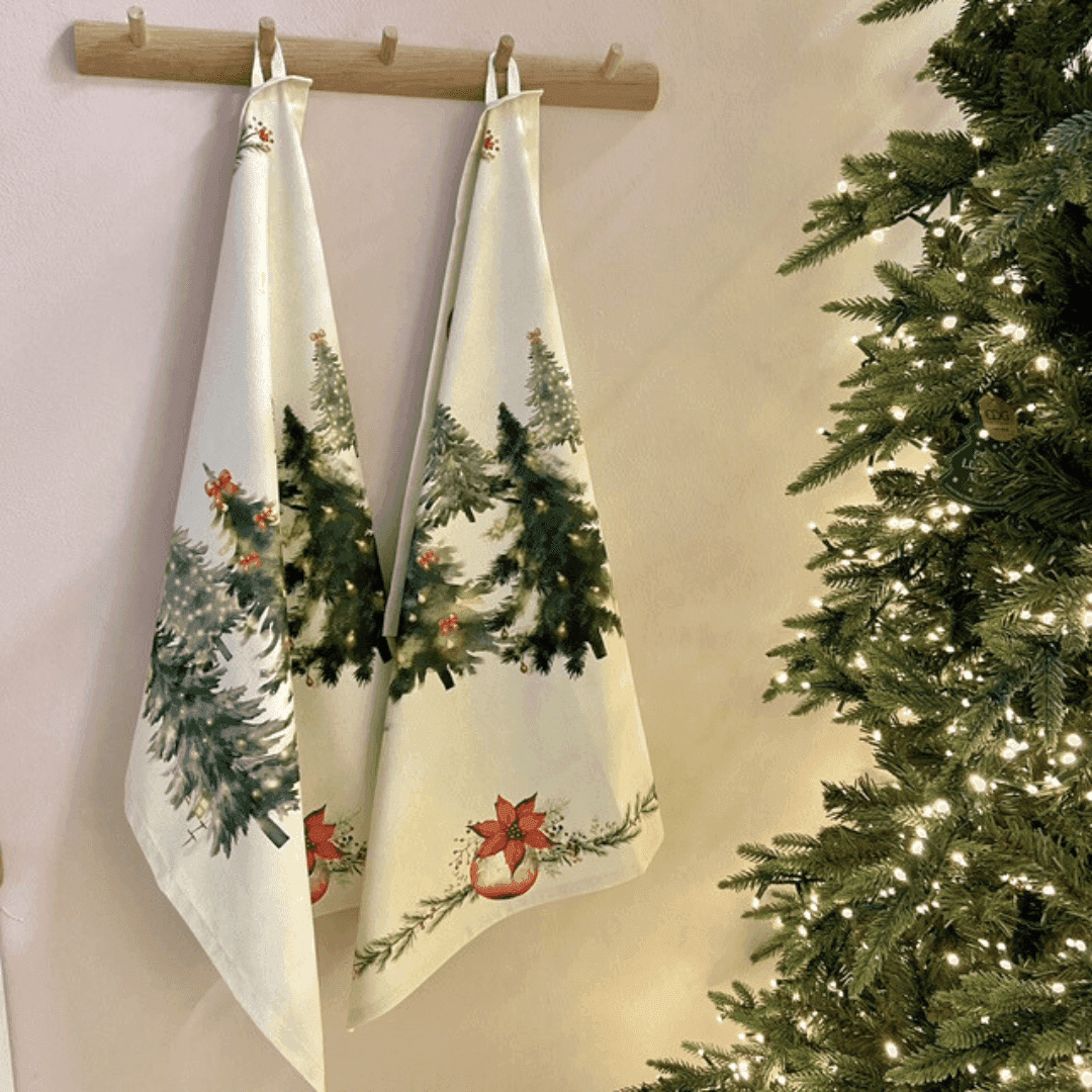 Immagine principale di Set 2 Strofinacci in Cotone Foresta Natalizia | Olivia Home