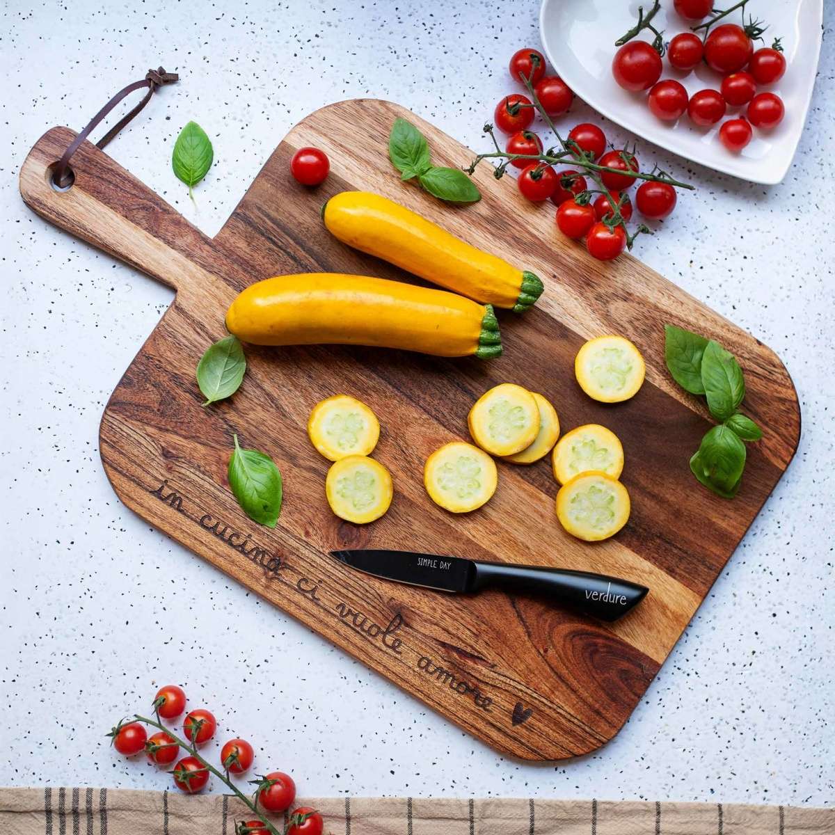 Immagine del prodotto Tagliere In Cucina Ci Vuole Amore 30x50 cm | Simple Day