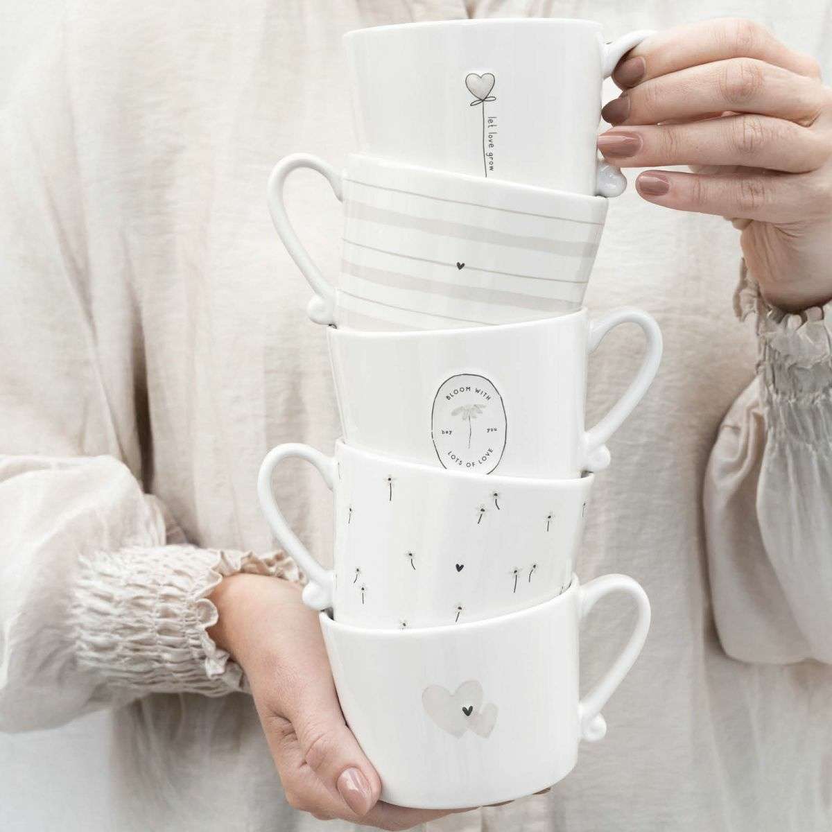 Immagine del prodotto Mug in Ceramica Bianca Bloom with Lots of Love | Bastion Collections