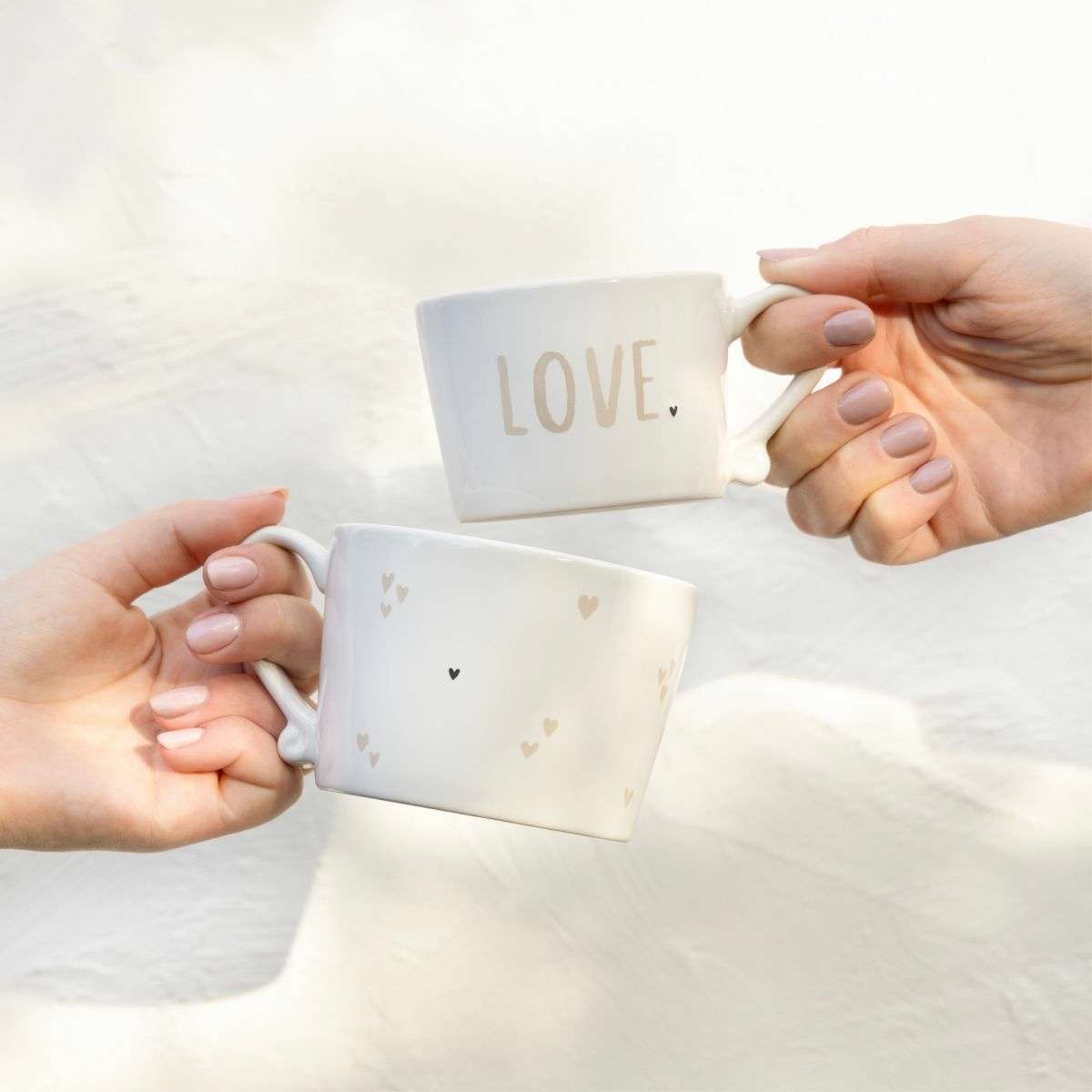 Immagine del prodotto Mug in Ceramica Bianca Hearts Natural | Bastion Collections