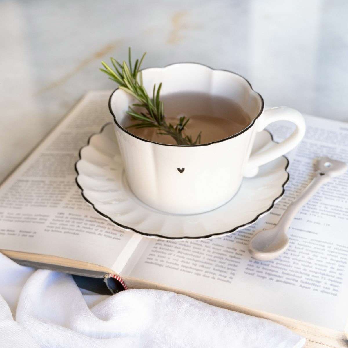 Immagine del prodotto Mug Balza in ceramica con Bordino Nero | Bastion Collections