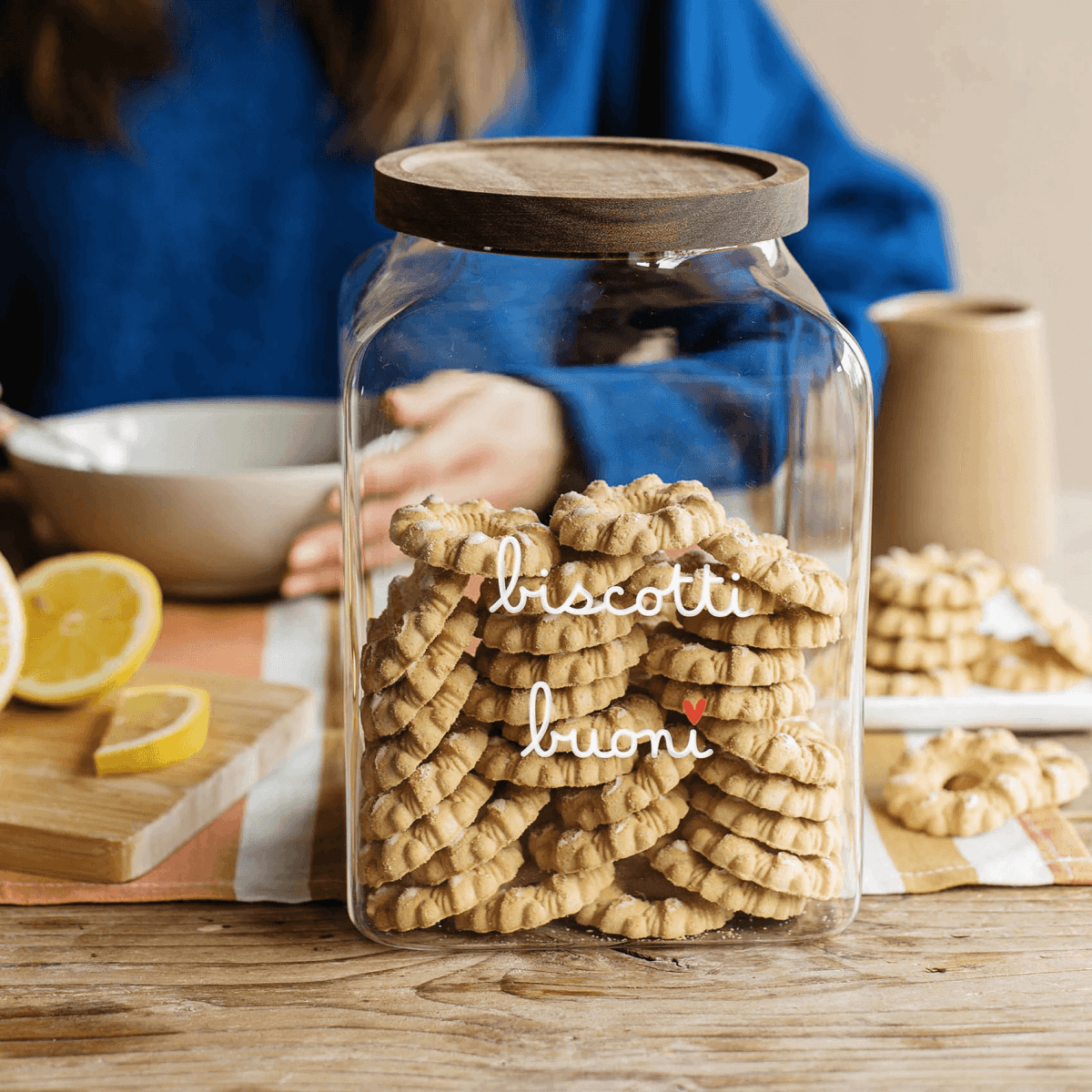Immagine del prodotto Barattolo in Vetro con Tappo in Legno Acacia "Biscotti Buoni" | Simple Day