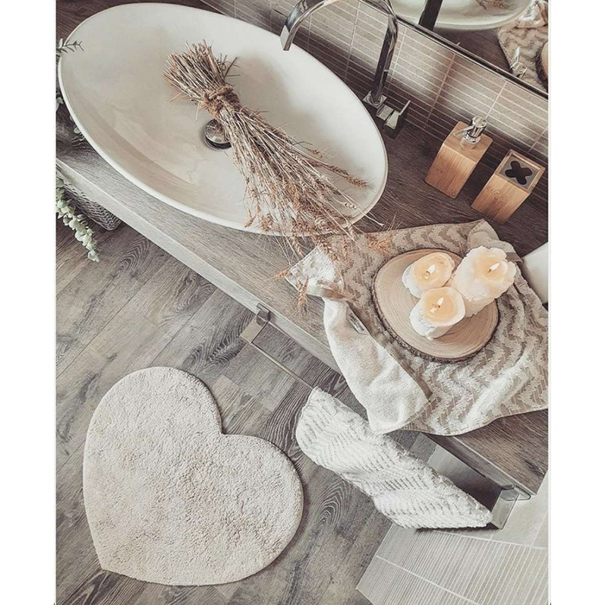 Immagine del prodotto Tappeto Jane a forma di Cuore in 100% Cotone Antiscivolo | Pietro Zanetti Home