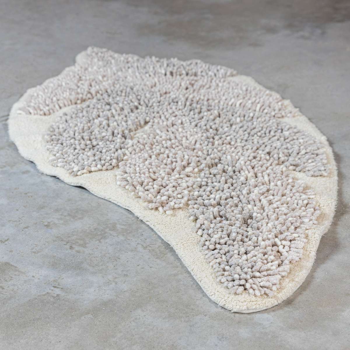 Immagine del prodotto Tappeto Bagno Foglia in Ciniglia di Puro Cotone con Base Antiscivolo | Pietro Zanetti Home