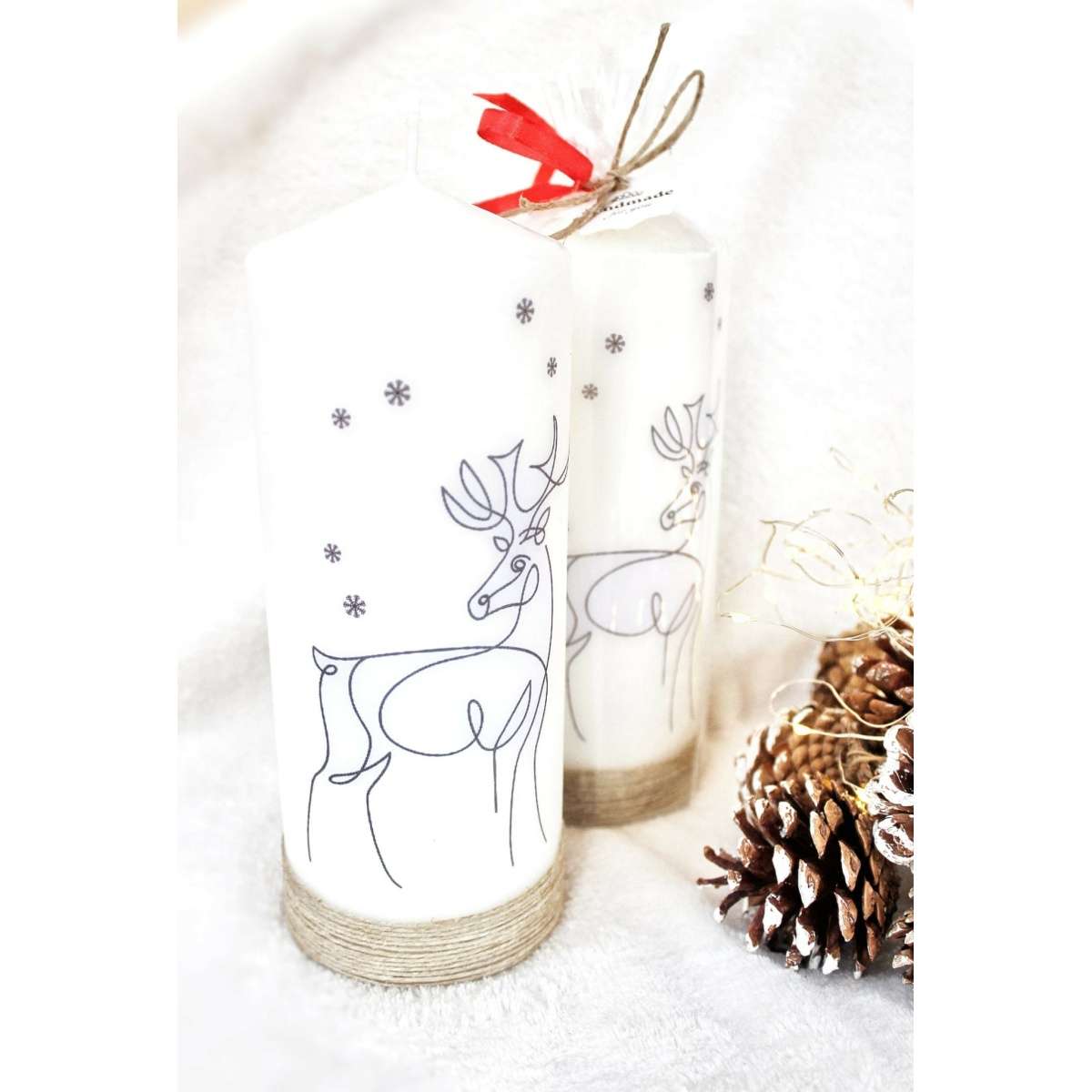 Immagine del prodotto Candela Natalizia decorata a mano con Renna nella Neve | Pietro Zanetti Home