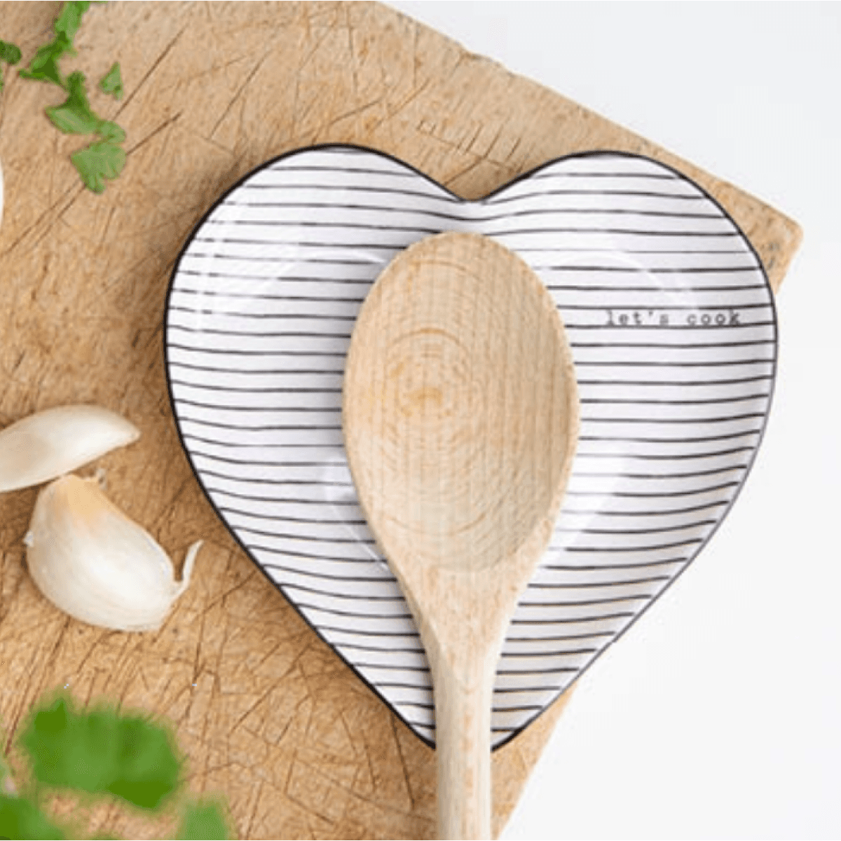 Immagine del prodotto Piattino a forma di Cuore Let's Cook con Righine 13 cm | Bastion Collections
