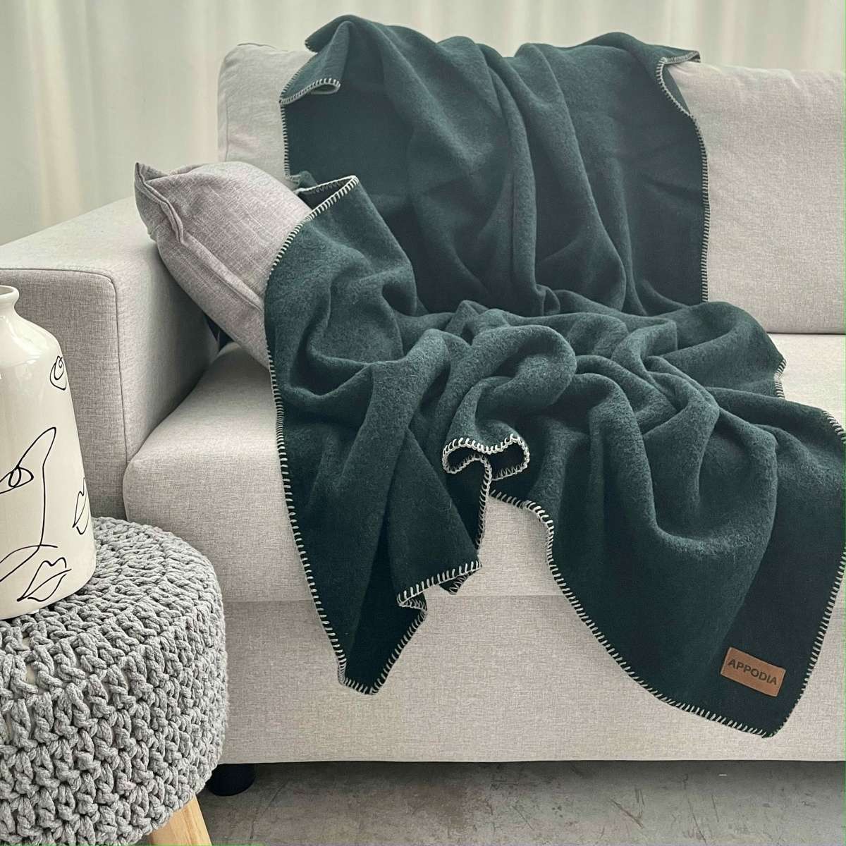 Immagine del prodotto Coperta in Lana Pecorella Tinta Unita 100% Lana Italiana 140x180 cm 9 Colori Disponibili | Lana Italia