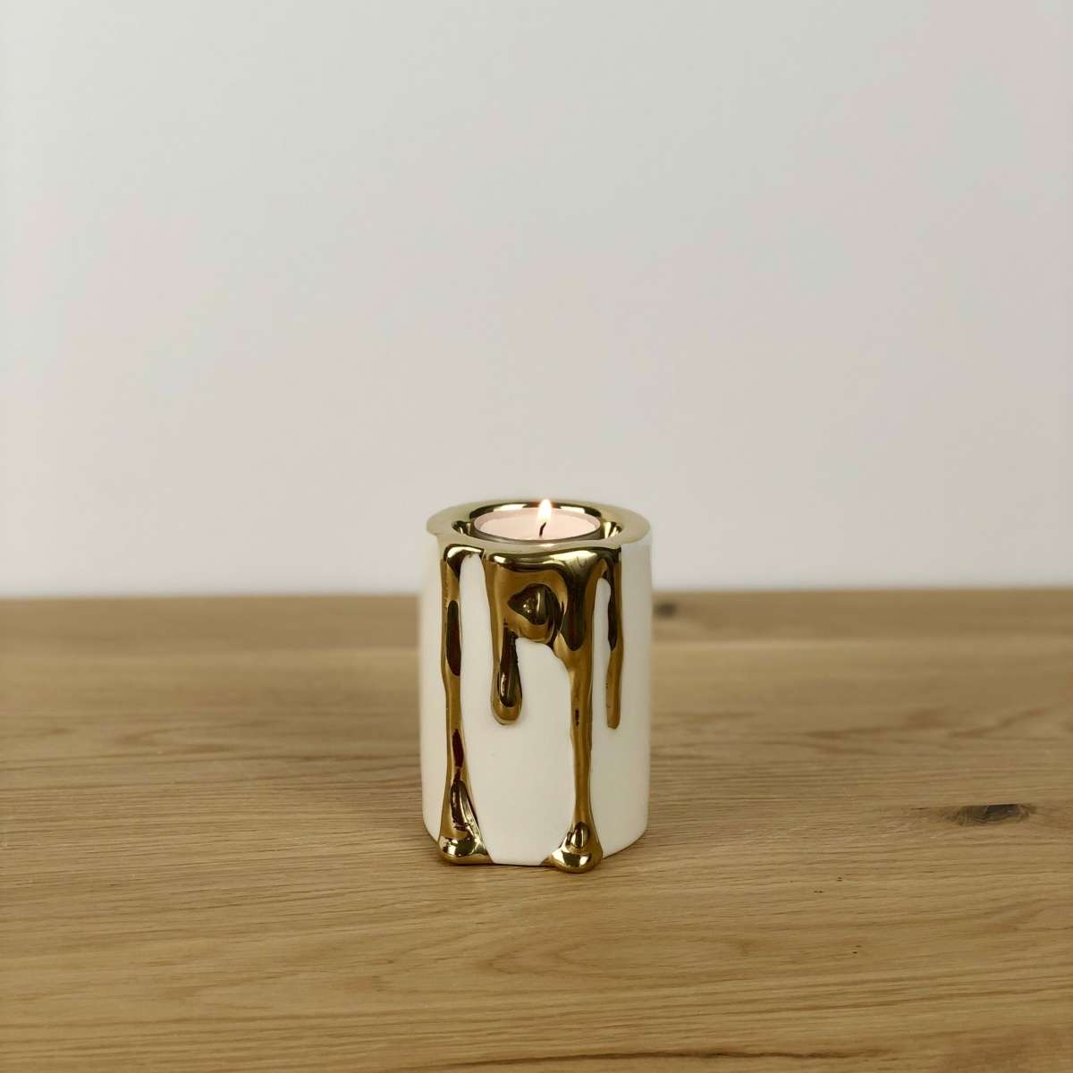 Immagine del prodotto Portacandela in Porcellana Piccolo Goccia gold | EDG Enzo De Gasperi