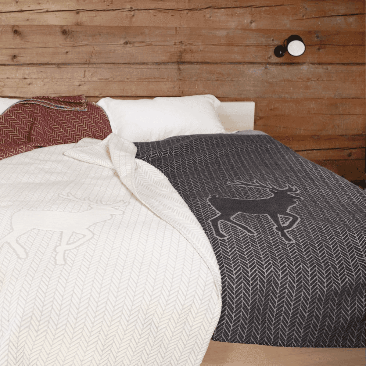 Immagine del prodotto Plaid in Cotone trama Intreccio Jacquard Cervo 130x200 cm (2 Colori) | David Fussenegger