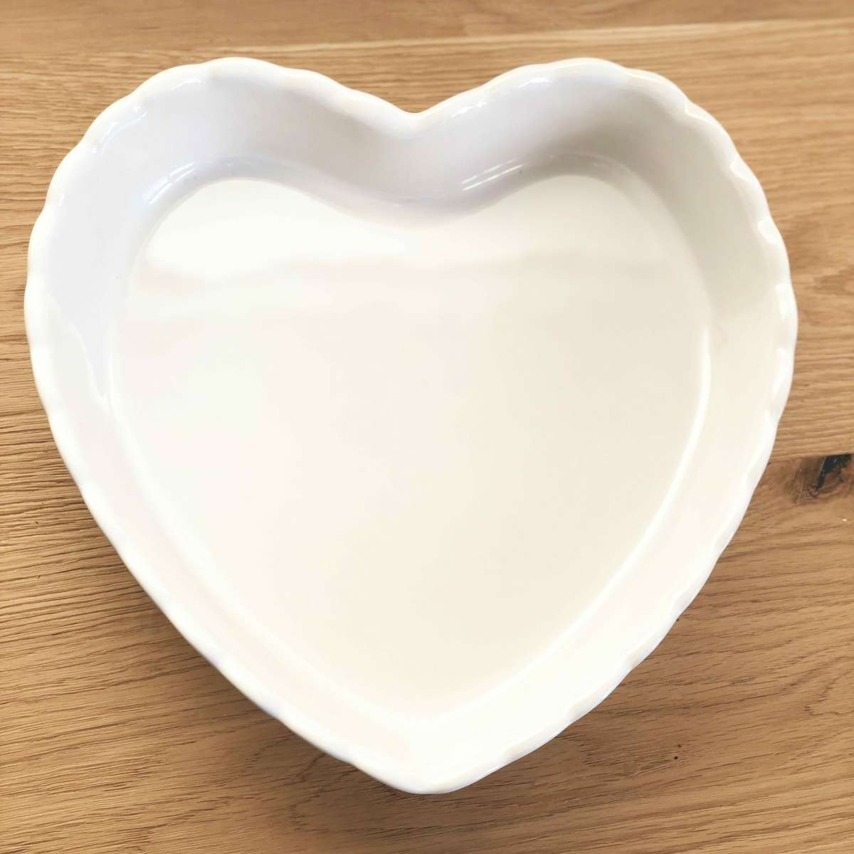 Immagine del prodotto Tortiera in Ceramica Grande a forma di Cuore Charlotte 24x24x5h (7 colori) | Côté Table