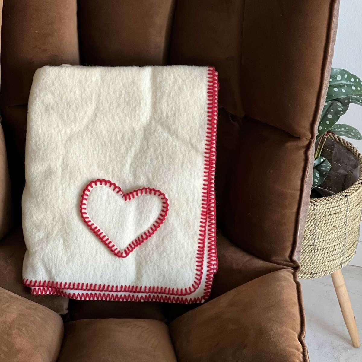 Immagine del prodotto Plaid in Lana Sweet Love 100% Made in Italy 130x160 cm | Pietro Zanetti Home