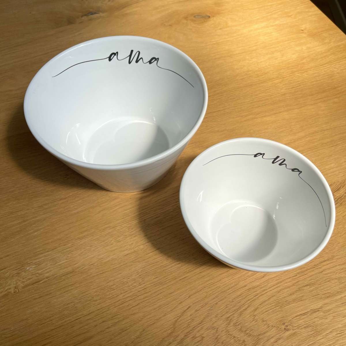 Immagine del prodotto Insalatiera Cono 
con scritta Ama linea calligrafa - 2 misure | Fiorditerra