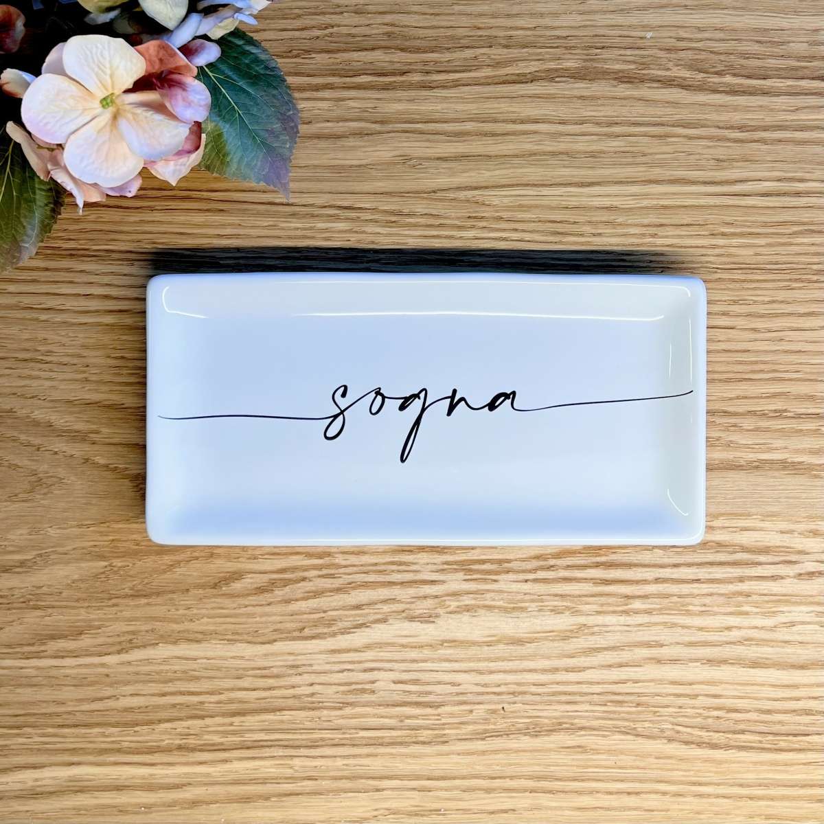 Immagine del prodotto Vassoio rettangolare in Ceramica con scritta Sogna 24x10 cm | Fiorditerra