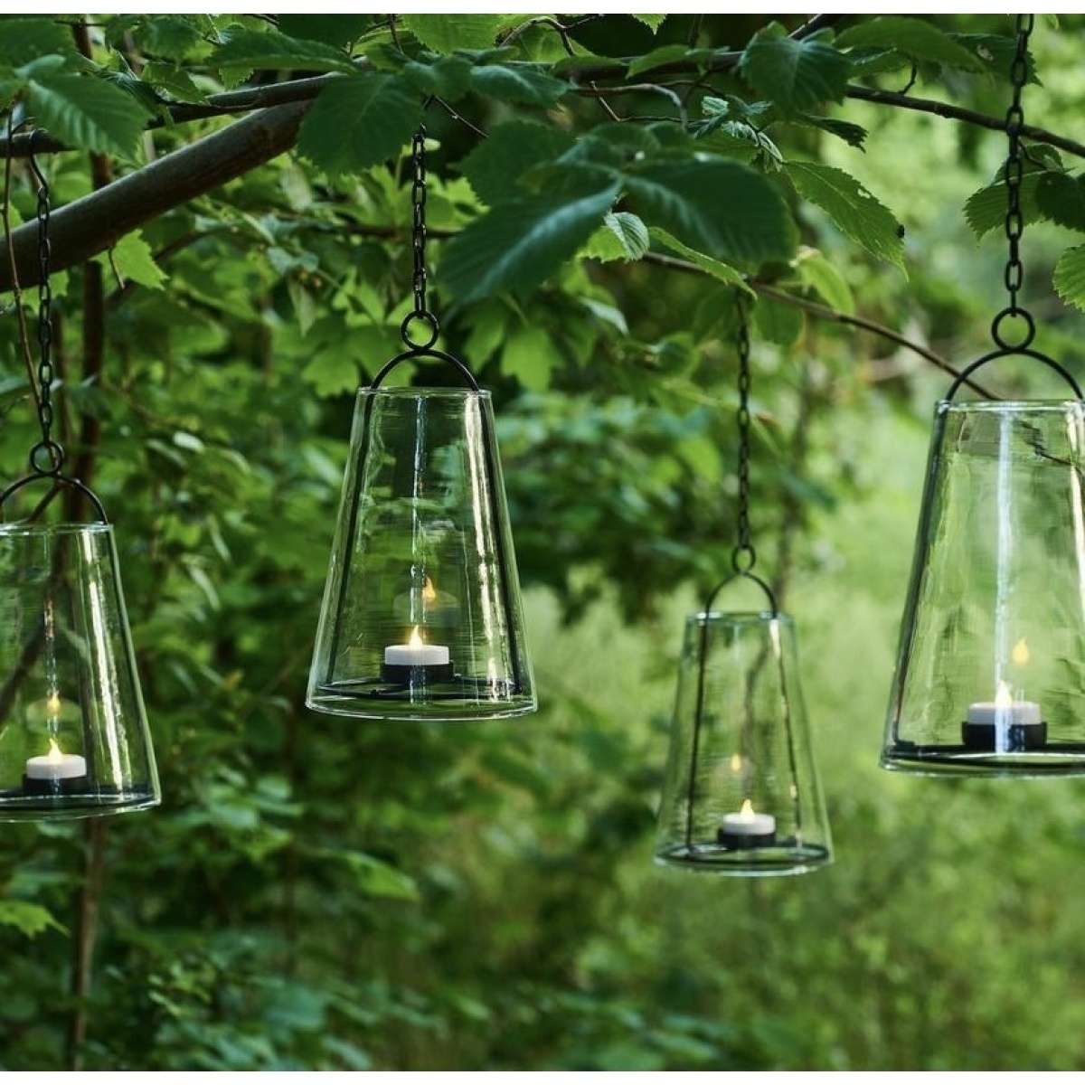 Immagine del prodotto Lanterna Albert in Vetro da Appendere con candela Luce Led | Sirius Shining Moments