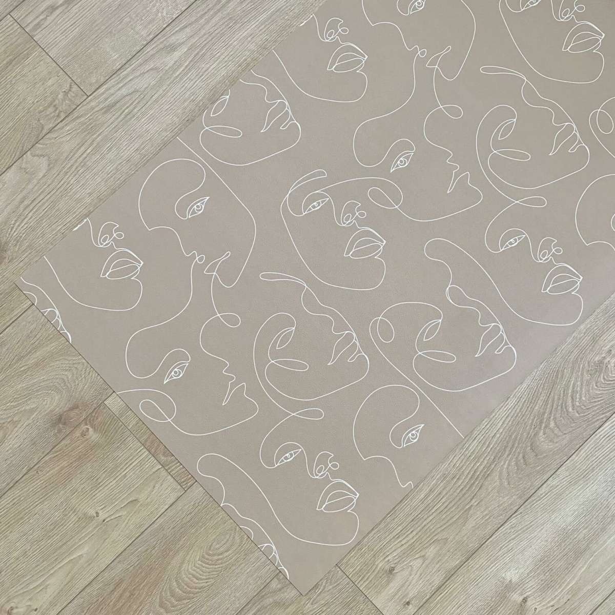 Immagine del prodotto Tappeto Cucina a metro Abstract Tortora Volto Bianco in Pvc H 67 cm - scegli tu la misura | Pietro Zanetti Home