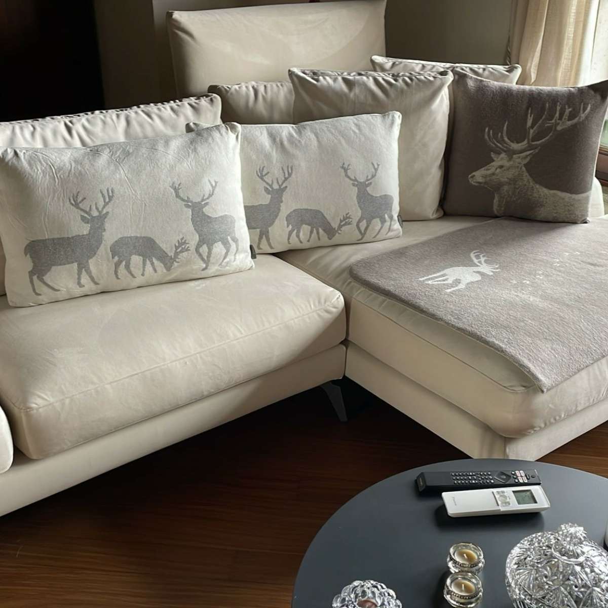 Immagine del prodotto Cuscino Divano Deerly con Cervo in cotone 60x40 cm | Boltze