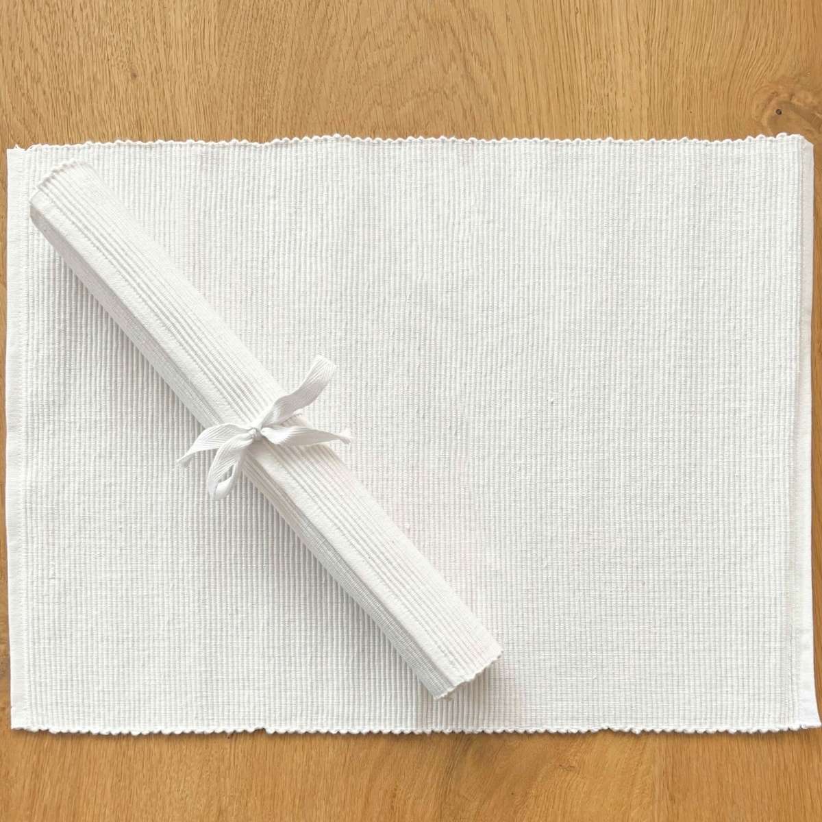 Set 2 Tovagliette Americane in 100% Cotone Greta | Pietro Zanetti Home Immagine del prodotto Set 2 Tovagliette Americane in 100% Cotone Greta | Pietro Zanetti Home