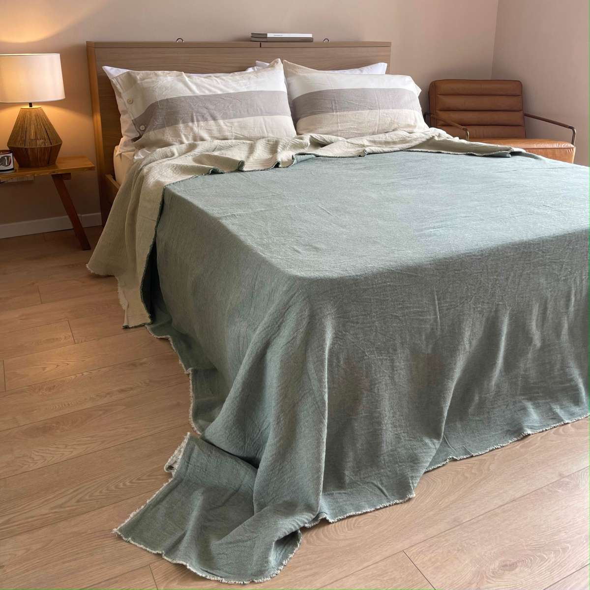 Copriletto Matrimoniale Arisa Double Face Bicolor No Stiro (9 colori) | Govina Biancheria per la Casa Immagine del prodotto Copriletto Matrimoniale Arisa Double Face Bicolor No Stiro (9 colori) | Govina Biancheria per la Casa